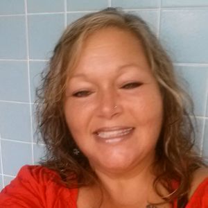 Meet your Posher, Connie