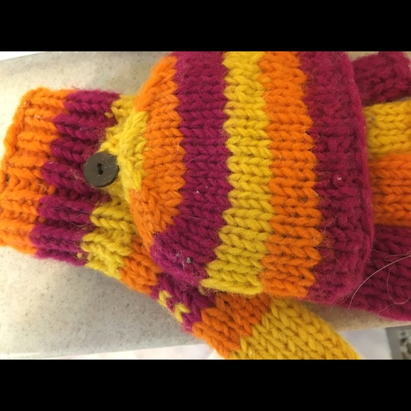 🍊 HP!🎊🎉Orange And Yellow Wool Glovens 🍊 - Picture 4 of 4