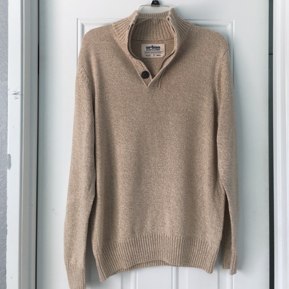 Men's Fall/Winter Sweater - Picture 2 of 4