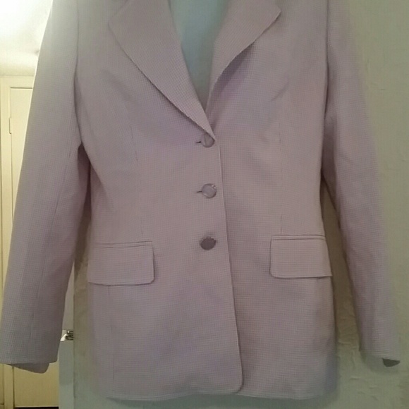 Blazer - Picture 2 of 3