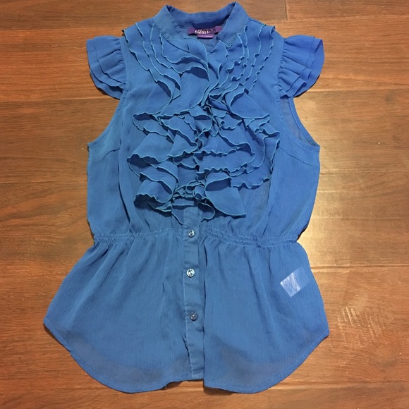 Christmas sale🎄Miley cyrus max ruffled shirt