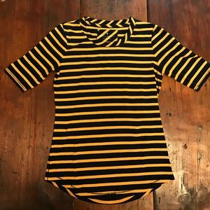 🍌Banana Republic Striped 1/2 Sleeve Tee