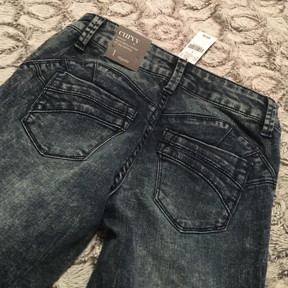 Super skinny mid rise jeans - sz 1