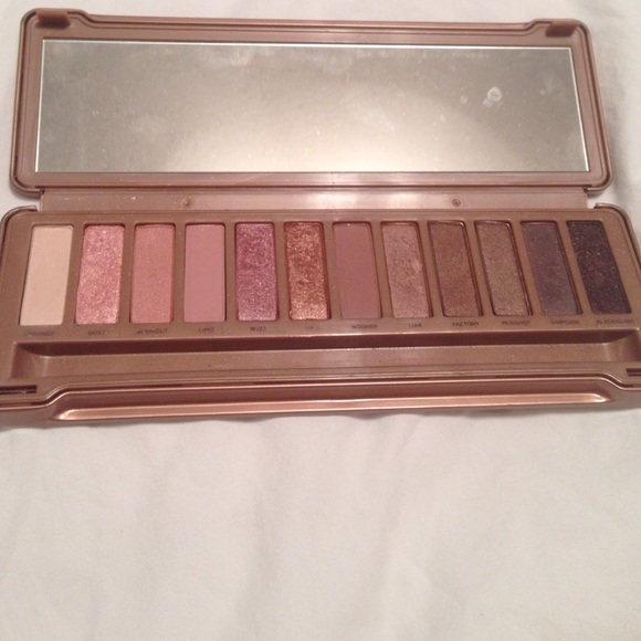 Urban Decay Naked 3 palette
