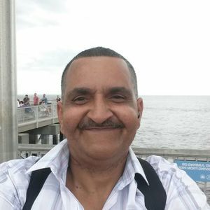 Meet your Posher, Juan