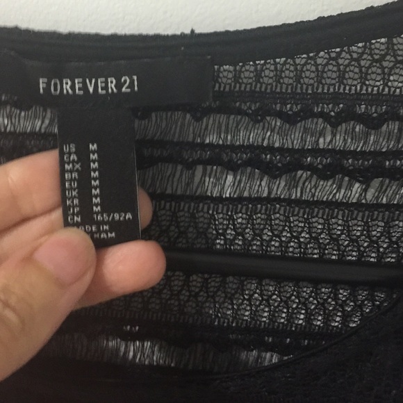 Lace black top - Picture 3 of 3