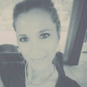 Meet your Posher, Charity