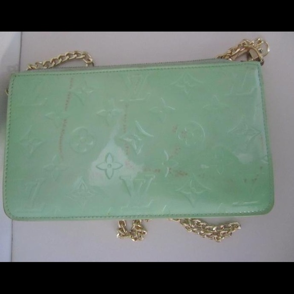 SOLD Auth Louis Vuitton Pochette Vernis Price Firm - Picture 2 of 4