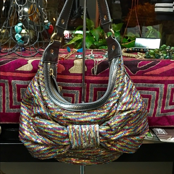 Hand bag