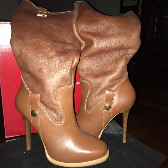 ⭐️Custom Design⭐️ Upgrade from those Uggs! - Picture 4 of 4