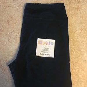 Lularoe Black TC Leggings