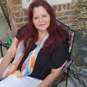 Meet your Posher, Vickie