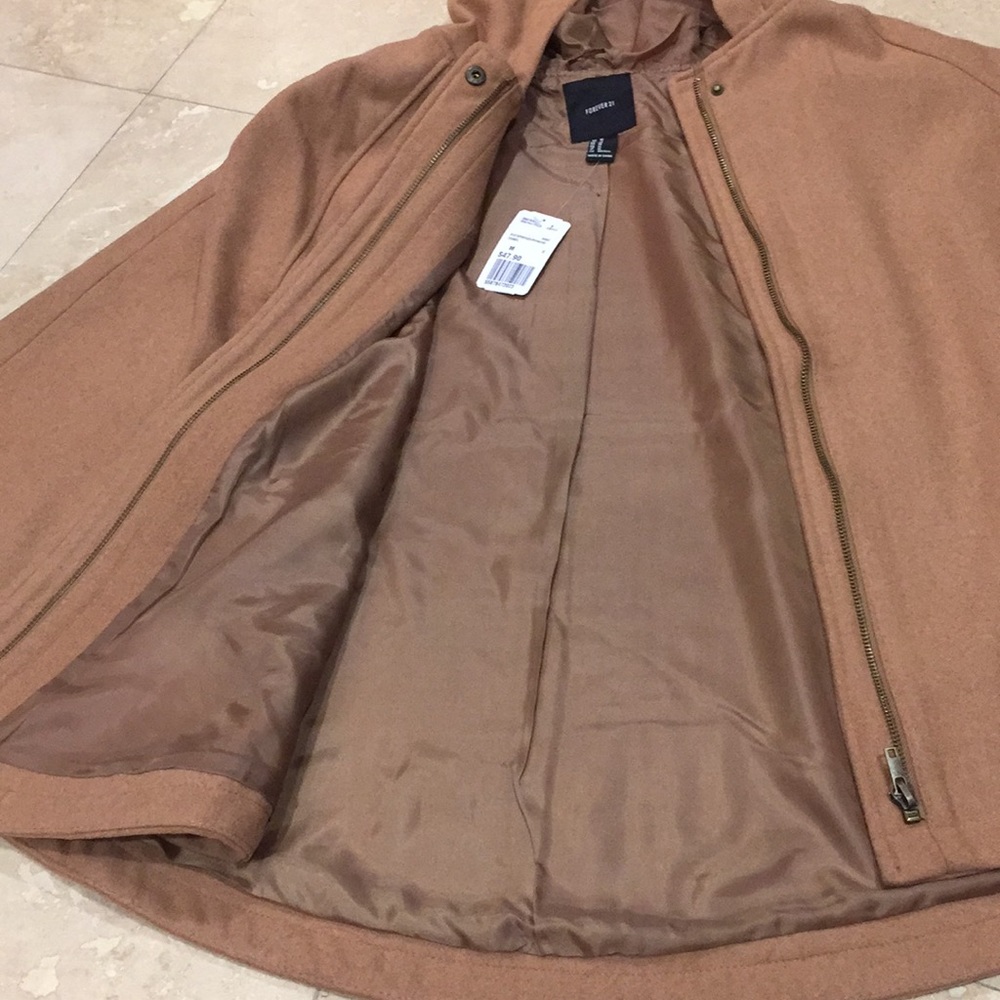 Last One Sz Large  ! Forever 21 Cape w/ hood - Picture 7 of 7