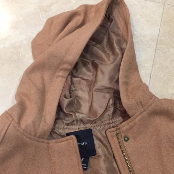 Last One Sz Large ! Forever 21 Cape w/ hood - Picture 6 of 7