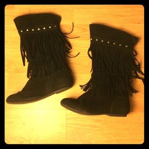 Black suede boots with fringe and studs