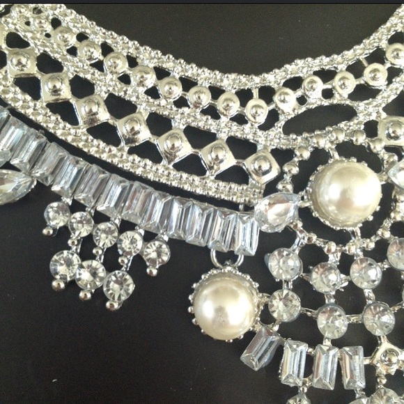 Boho Statement Necklace - Picture 3 of 4