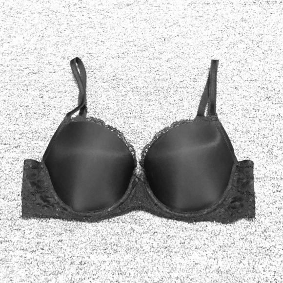 VS Black Lacy Bra size 34C. No padding.