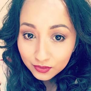 Meet your Posher, Gabriela