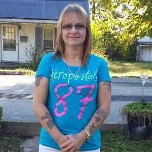 Meet your Posher, Sylvia