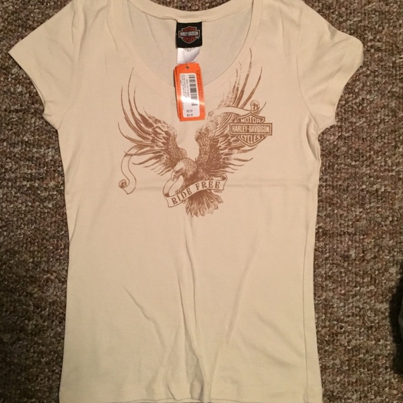 Ladies Harley Davidson shirt! Size medium