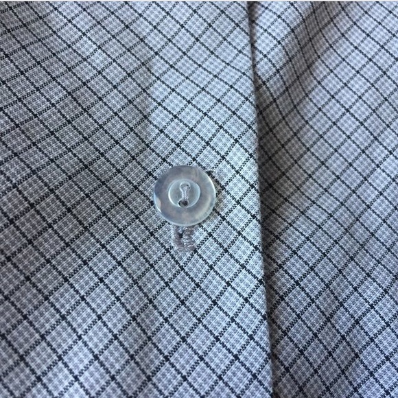 Grey Plaid short sleeve - Picture 3 of 4