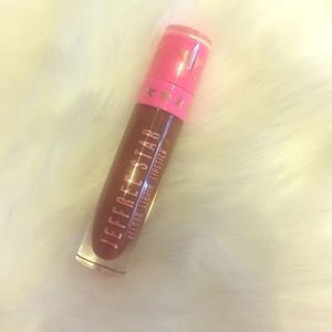 Jefferee Star dominatrix