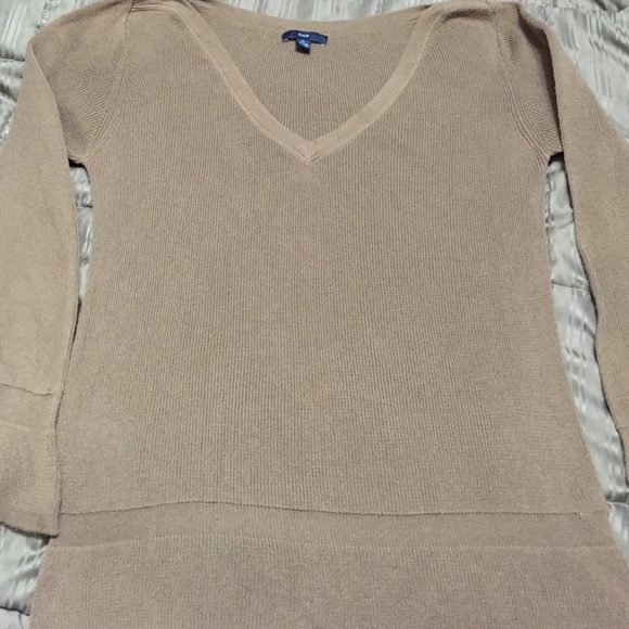 Gap Brown Sweater.