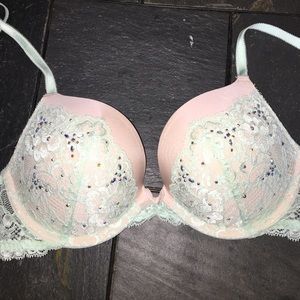 💋💘Victoria's Secret dream Angels push up bra