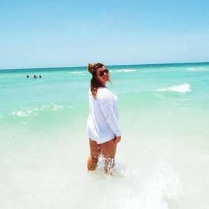 Meet your Posher, Megan