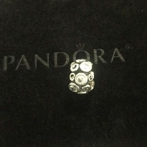 Authentic Pandora primerose Path CZ
