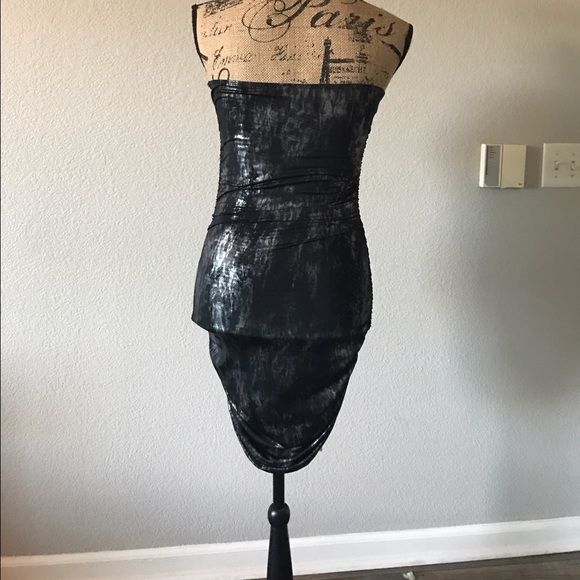 Black and silver dress - Picture 3 of 4