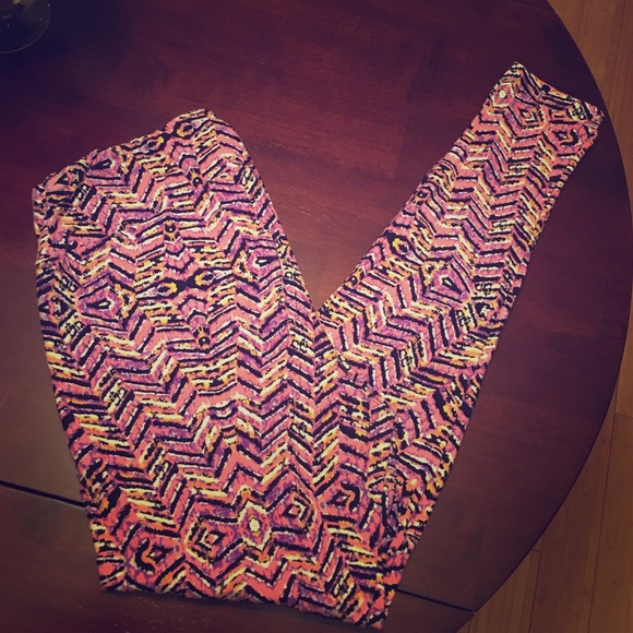 Tall and curvy Lularoe leggings