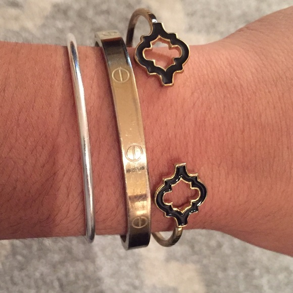 Black and Gold bracelet