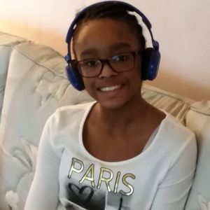 Meet your Posher, Stacy