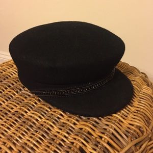 Black felt hat with bead accent