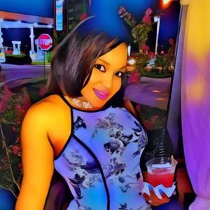 Meet your Posher, Kandi