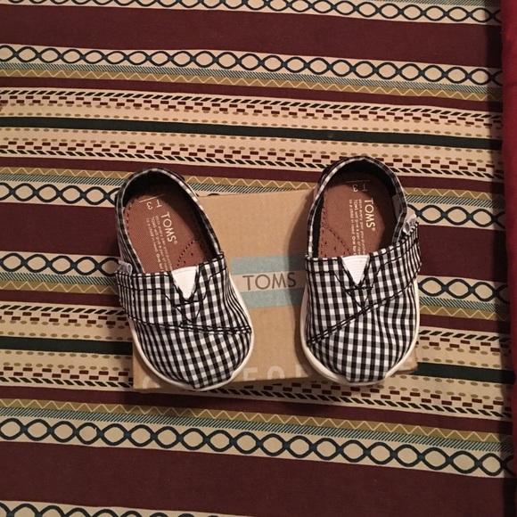 Toms size 3 in babies