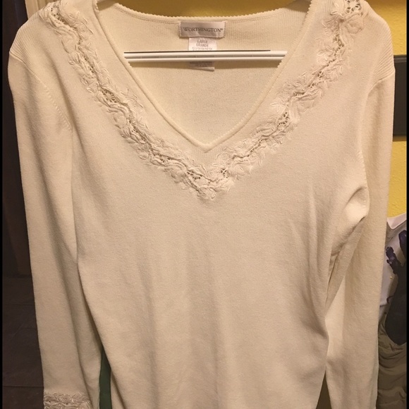 Women's Worthington Sweater L
