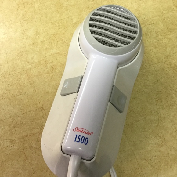 Hair dryer