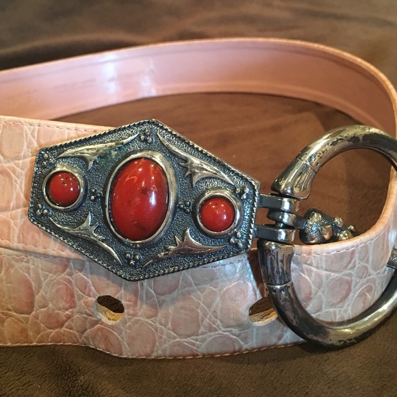 Cool pink belt.