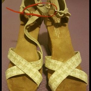 TOM'S Wedges