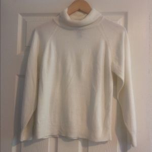 Vintage cream turtleneck