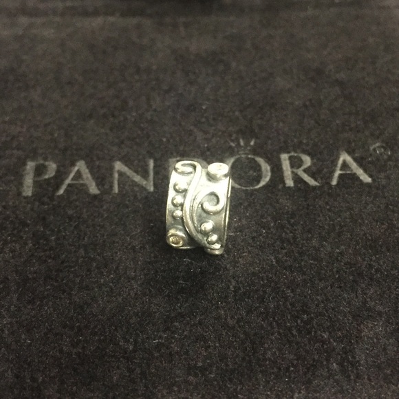 Authentic Pandora tendril charm