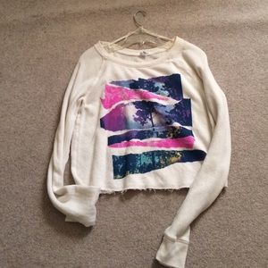 Sweater with long sleeves