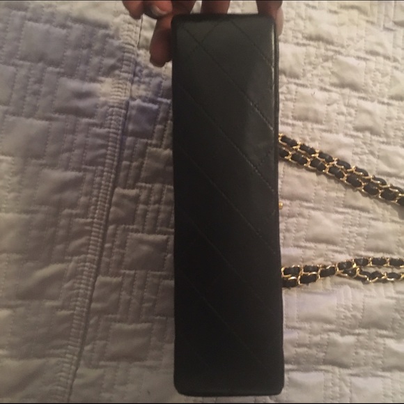 Authentic Chanel bag (Vintage) Black - Picture 2 of 7