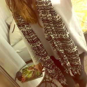 Aztec black and white scarf
