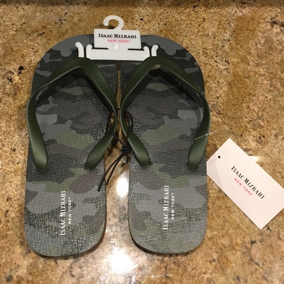 Isaac Mizrahi men's size 10 flip flops Camo