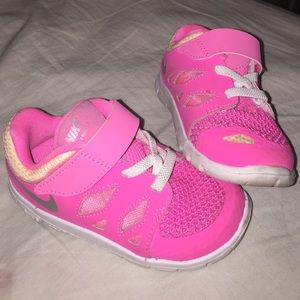 Toddler girl Nike shoes