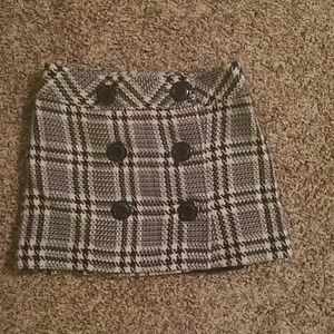 Express black and white plaid winter skirt