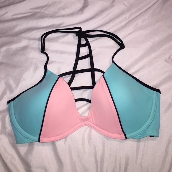 ☀️PINK BIKINI TOP☀️